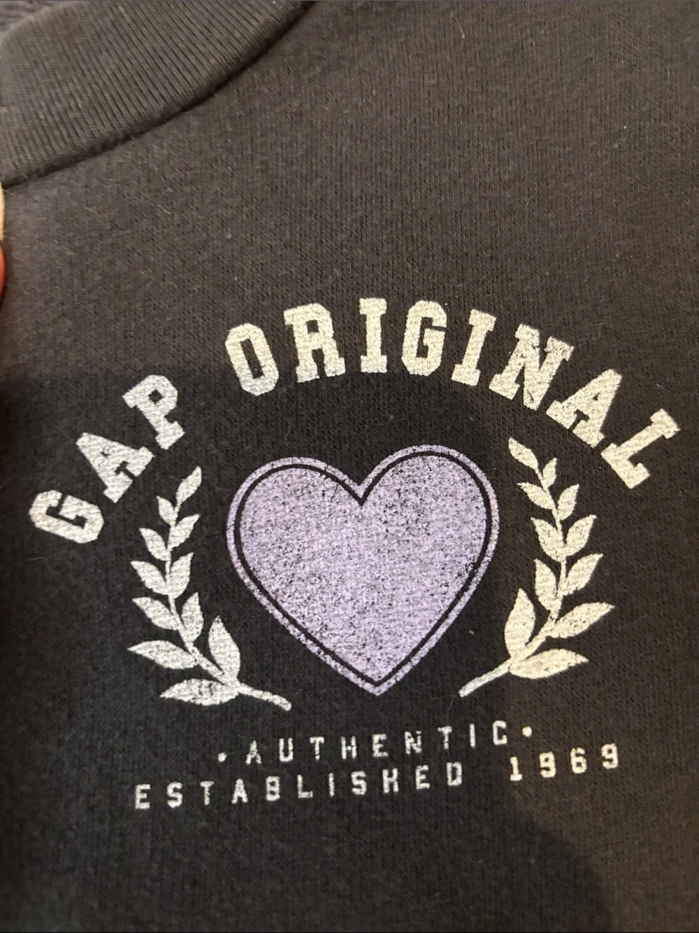 GAP Black Sweatshirt with Lavender Heart Graphic girls size 10